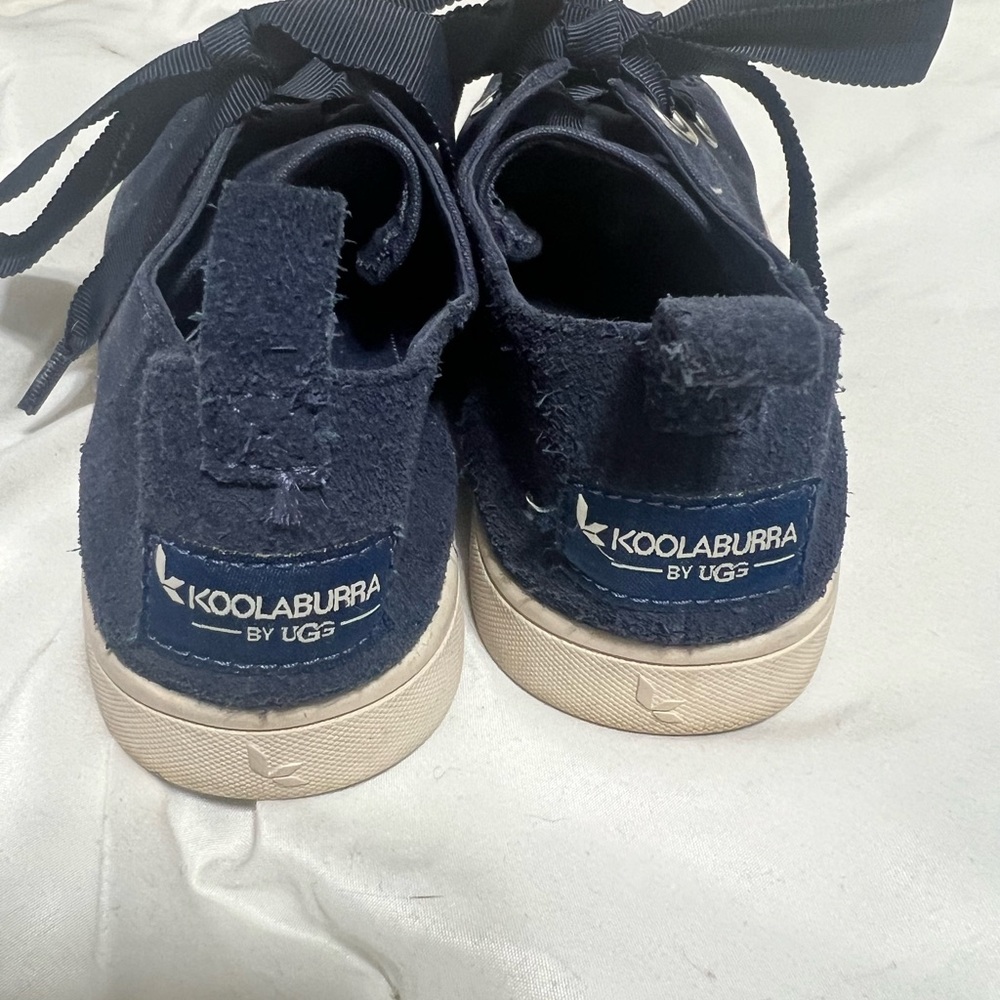 Kookaburra sneakers